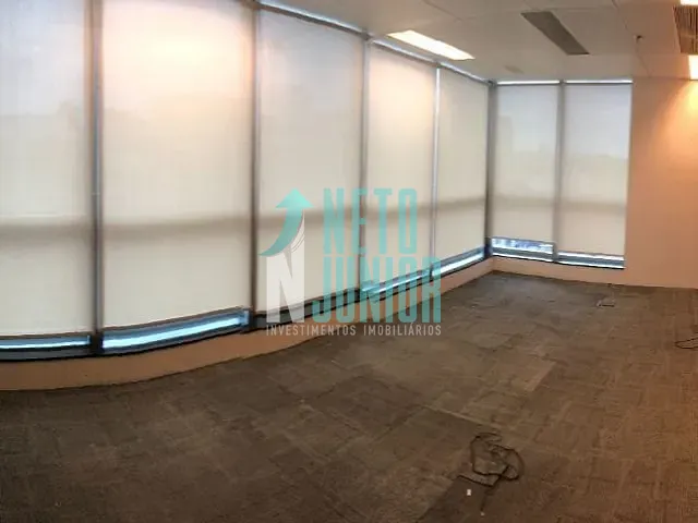 Conjunto com 106m², para alugar, no bairro Vila Olímpia em São Paulo