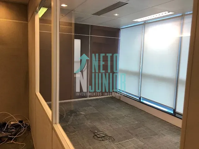 Conjunto com 106m², para alugar, no bairro Vila Olímpia em São Paulo