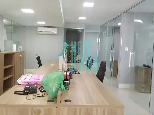 Conjunto com 147m², para alugar, no bairro Moema em São Paulo