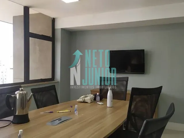 Conjunto com 147m², para alugar, no bairro Moema em São Paulo