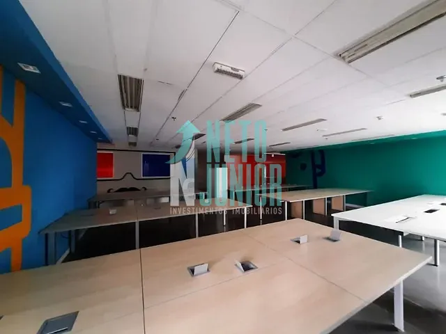 Conjunto com 530m², para alugar, no bairro Pinheiros em São Paulo
