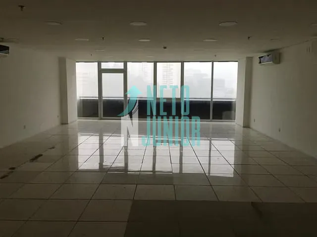 Conjunto com 115m², para alugar, no bairro Brooklin Paulista em São Paulo