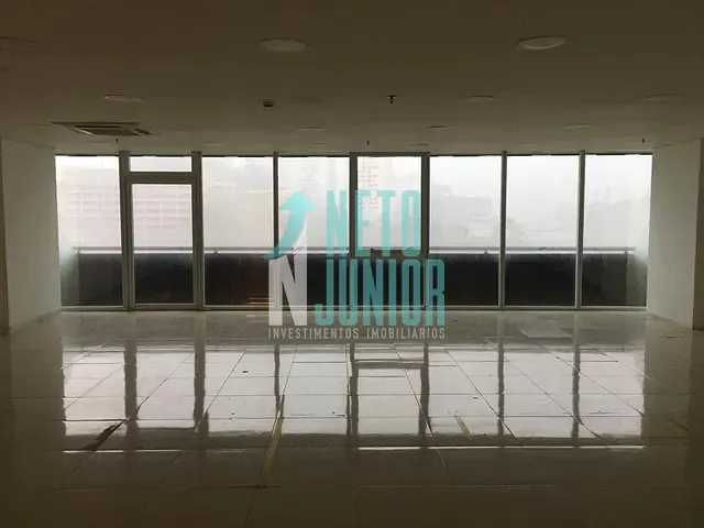 Conjunto com 132m², para alugar, no bairro Brooklin Paulista em São Paulo