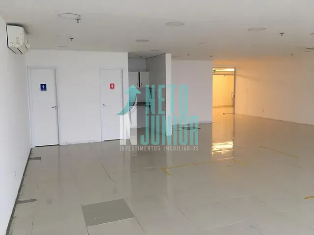 Conjunto com 132m², para alugar, no bairro Brooklin Paulista em São Paulo