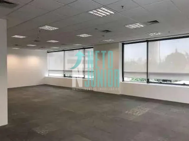 Conjunto com 533m², à venda ou para alugar, no bairro Cidade Monções em São Paulo