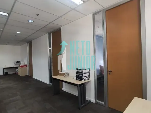 Conjunto com 306m², para alugar, no bairro Cidade Monções em São Paulo