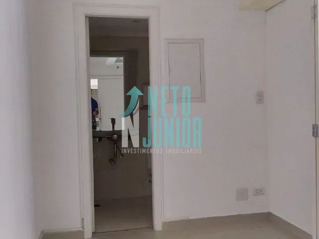 Conjunto com 60m², à venda, no bairro Moema em São Paulo
