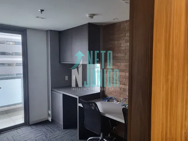 Conjunto com 90m², à venda ou para alugar, no bairro Santo Amaro em São Paulo