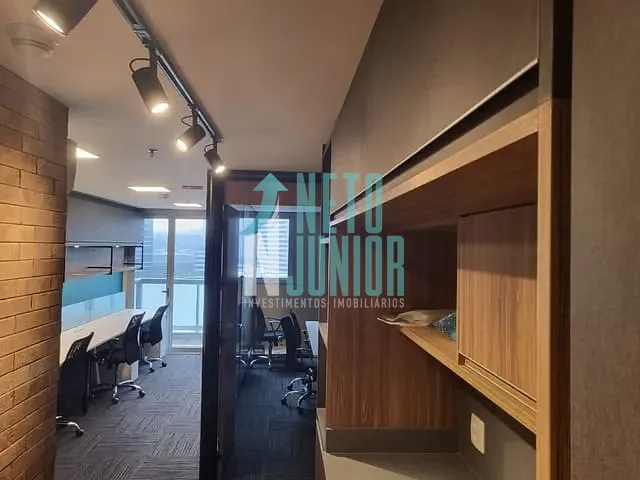 Conjunto com 90m², à venda ou para alugar, no bairro Santo Amaro em São Paulo