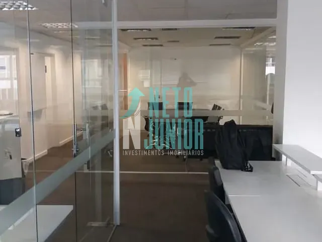Conjunto com 246m², à venda, no bairro Cerqueira César em São Paulo