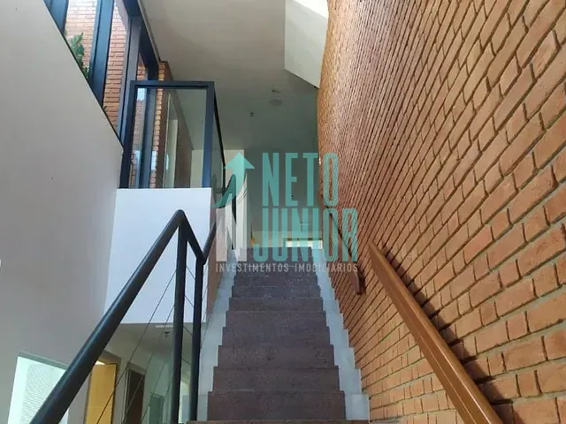 Conjunto com 467m², para alugar, no bairro Moema em São Paulo