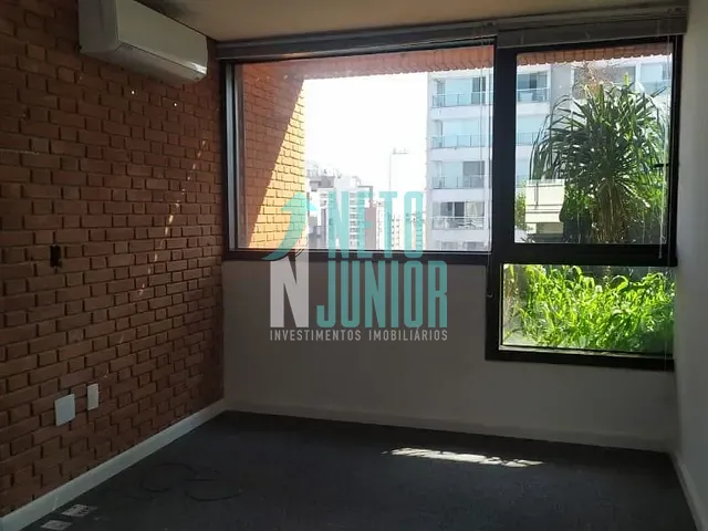 Conjunto com 467m², para alugar, no bairro Moema em São Paulo
