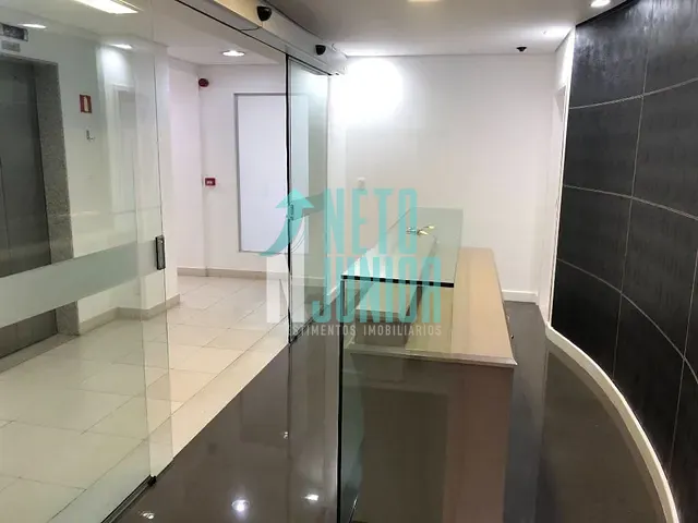 Conjunto com 240m², à venda ou para alugar, no bairro Vila Olímpia em São Paulo