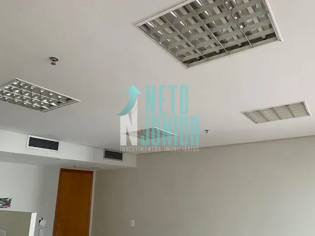 Conjunto com 30m², à venda, no bairro Vila Olímpia em São Paulo