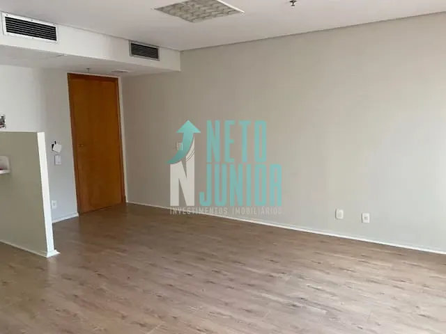 Conjunto com 30m², à venda, no bairro Vila Olímpia em São Paulo