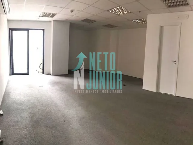 Conjunto com 42m², à venda ou para alugar, no bairro Indianópolis em São Paulo