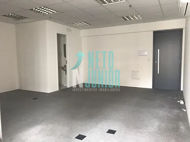 Conjunto com 42m², à venda ou para alugar, no bairro Indianópolis em São Paulo