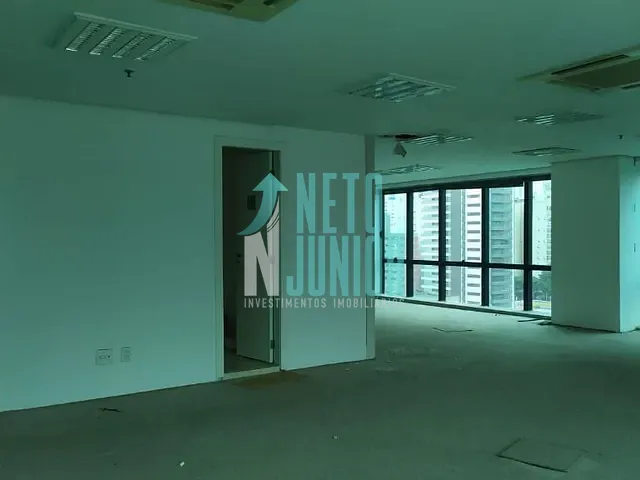 Conjunto com 200m², para alugar, no bairro Indianópolis em São Paulo