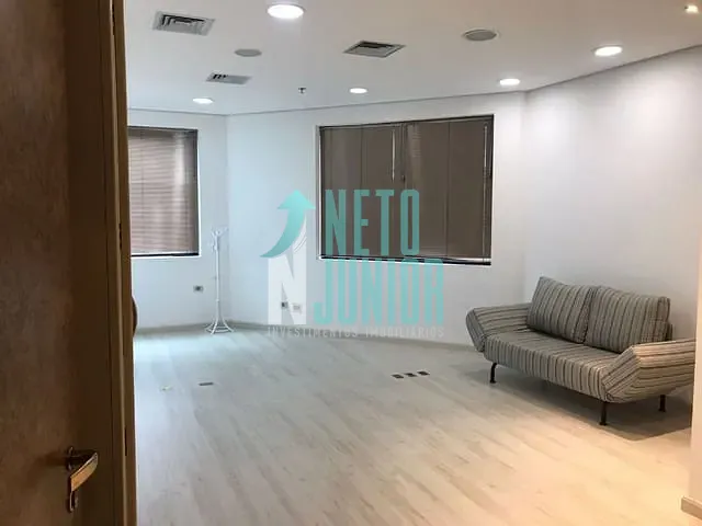 Conjunto com 84m², para alugar, no bairro Cidade Monções em São Paulo