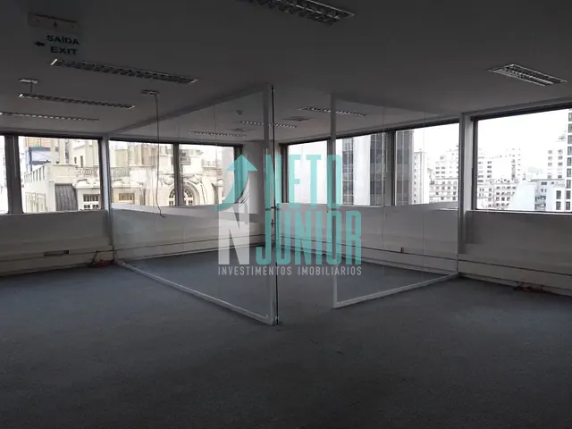 Conjunto com 550m², à venda ou para alugar, no bairro Centro em São Paulo