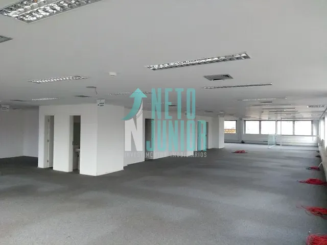 Conjunto com 550m², à venda ou para alugar, no bairro Centro em São Paulo