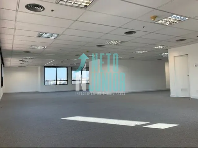 Conjunto com 222m², para alugar, no bairro Vila Olímpia em São Paulo