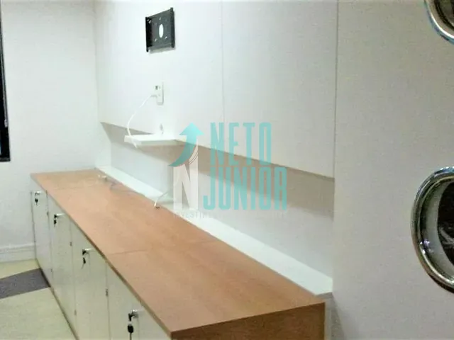 Conjunto com 30m², à venda, no bairro Indianópolis em São Paulo
