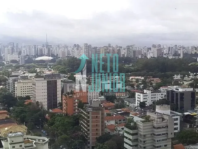 Conjunto com 366m², para alugar, no bairro Itaim Bibi em São Paulo
