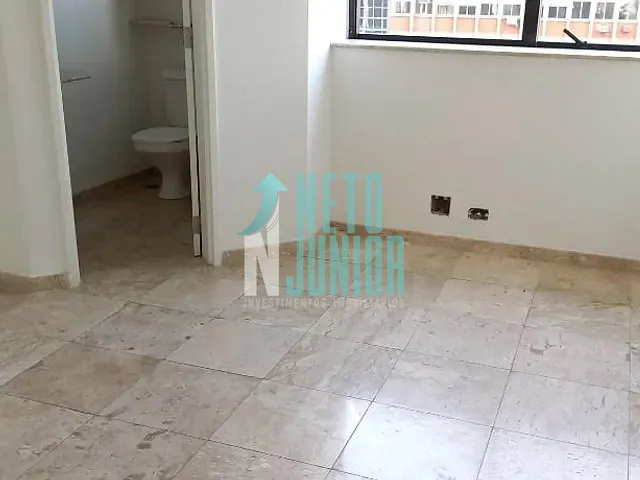 Conjunto com 90m², à venda ou para alugar, no bairro Itaim Bibi em São Paulo