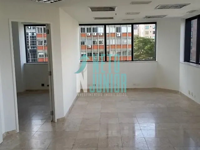 Conjunto com 90m², à venda ou para alugar, no bairro Itaim Bibi em São Paulo
