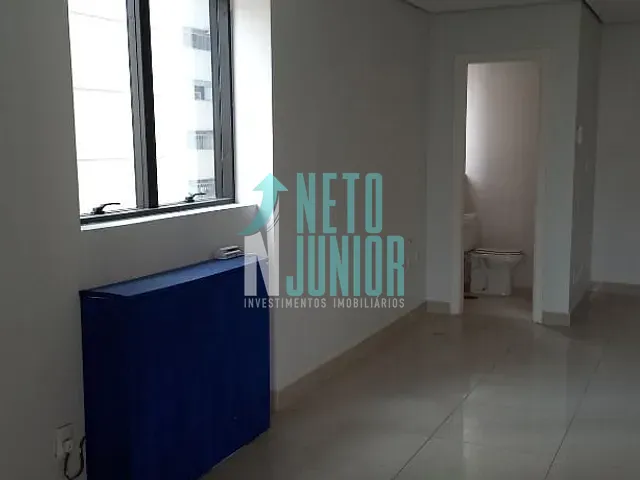 Conjunto com 32m², para alugar, no bairro Itaim Bibi em São Paulo
