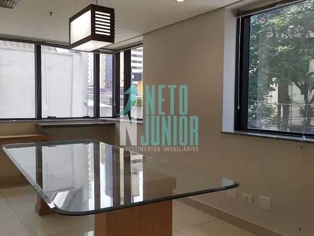 Conjunto com 100m², para alugar, no bairro Indianópolis em São Paulo
