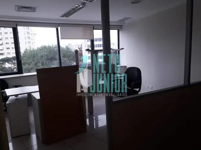 Conjunto com 500m², à venda ou para alugar, no bairro Jardim Paulistano em São Paulo