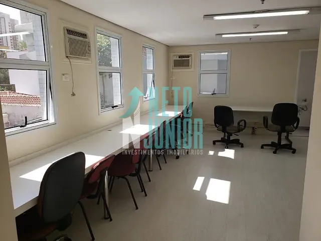 Conjunto com 55m², para alugar, no bairro Campo Belo em São Paulo