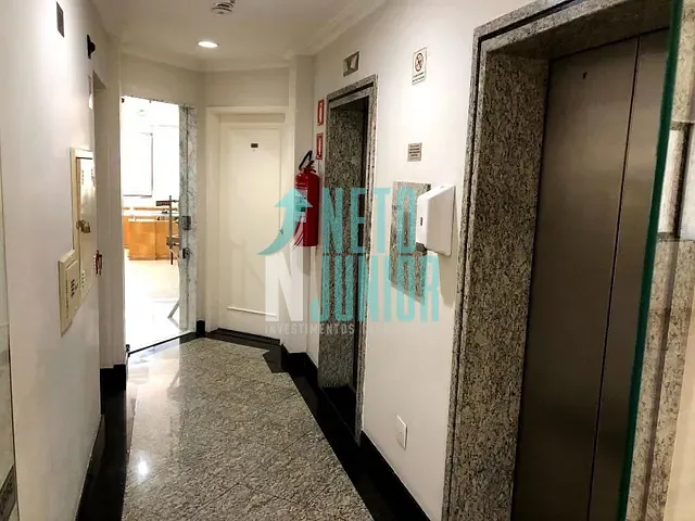 Conjunto com 45m², à venda ou para alugar, no bairro Santo Amaro em São Paulo