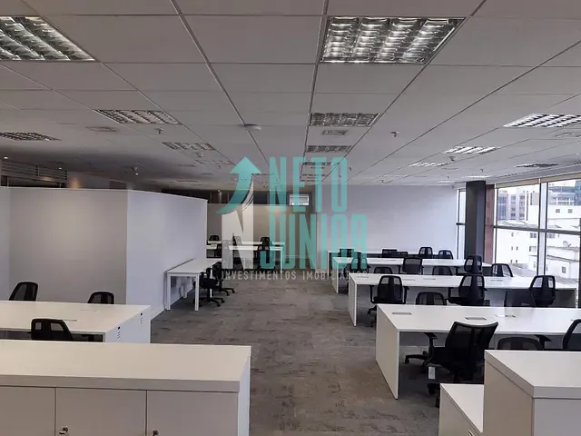 Conjunto com 365m², para alugar, no bairro Cerqueira César em São Paulo