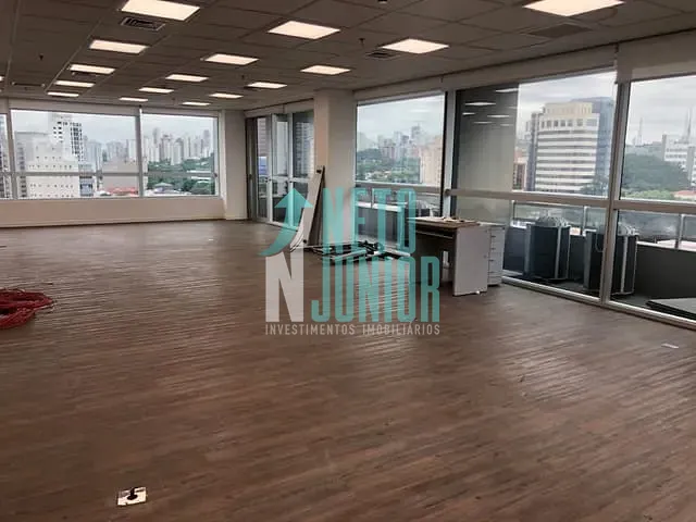 Conjunto com 203m², à venda, no bairro Pinheiros em São Paulo