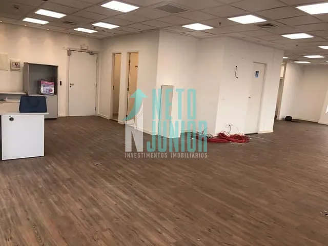 Conjunto com 203m², à venda, no bairro Pinheiros em São Paulo