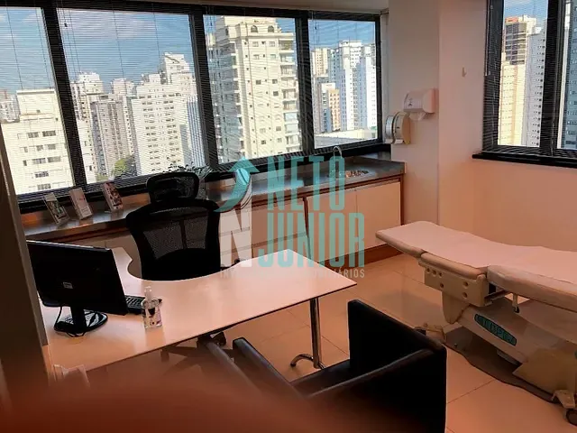 Conjunto com 169m², à venda ou para alugar, no bairro Santo Amaro em São Paulo