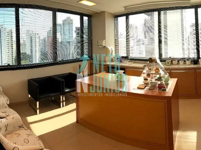 Conjunto com 169m², à venda ou para alugar, no bairro Santo Amaro em São Paulo