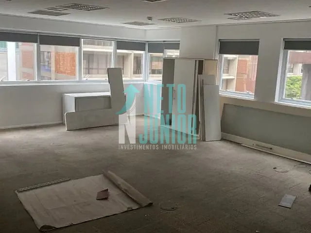 Conjunto com 58m², para alugar, no bairro Vila Olímpia em São Paulo