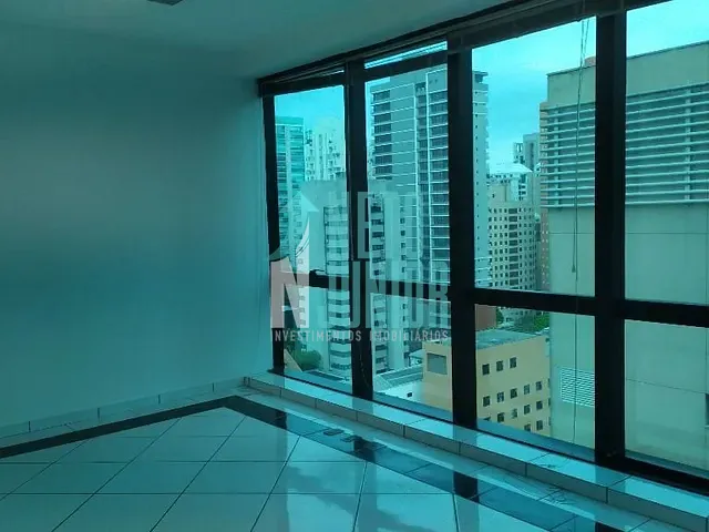 Conjunto com 66m², à venda, no bairro Indianópolis em São Paulo