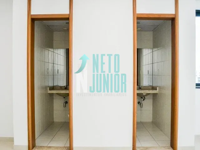 Conjunto com 50m², para alugar, no bairro Santo Amaro em São Paulo