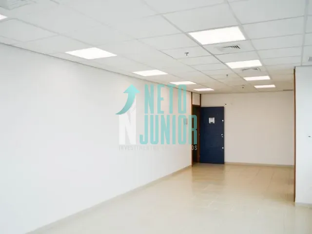 Conjunto com 50m², para alugar, no bairro Santo Amaro em São Paulo