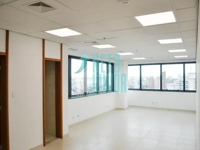 Conjunto com 45m², para alugar, no bairro Santo Amaro em São Paulo