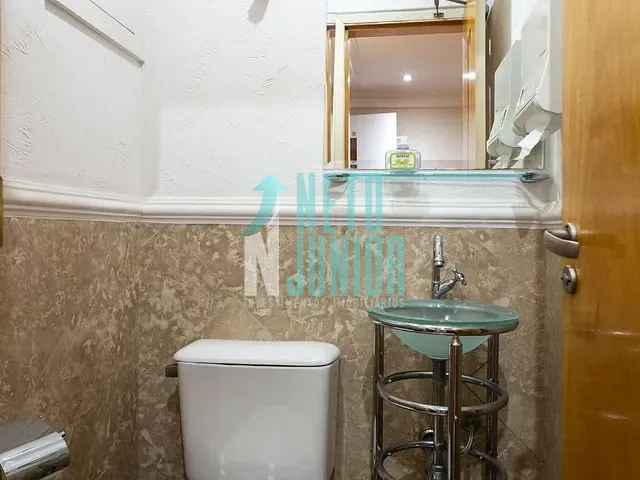 Conjunto com 37m², para alugar, no bairro Vila Nova Conceição em São Paulo
