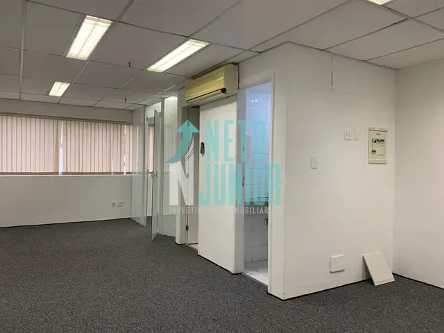 Conjunto com 76m², para alugar, no bairro Indianópolis em São Paulo