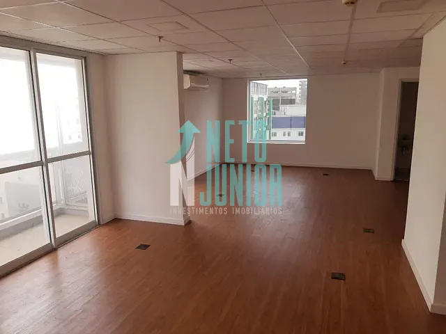 Conjunto comercial com 238m², à venda ou para alugar, no bairro Liberdade em São Paulo