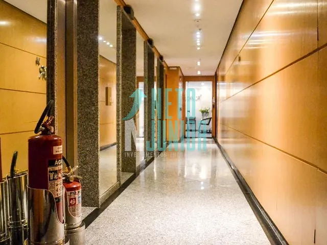 Conjunto com 300m², à venda ou para alugar, no bairro Pinheiros em São Paulo
