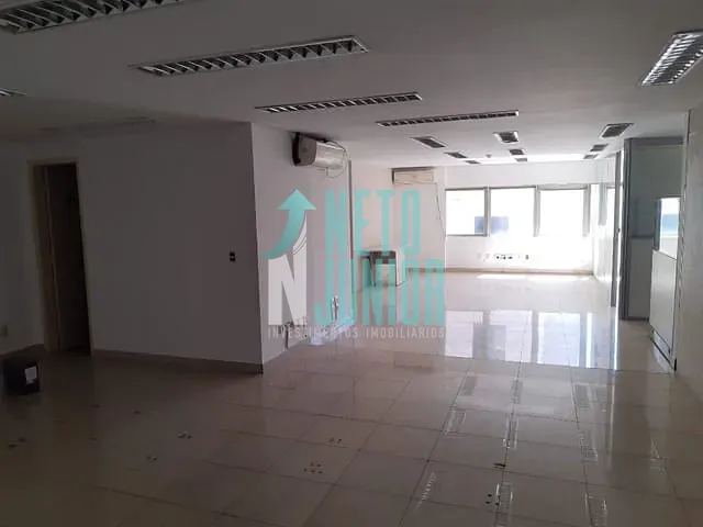 Conjunto com 135m², para alugar, no bairro Jardim Paulista em São Paulo